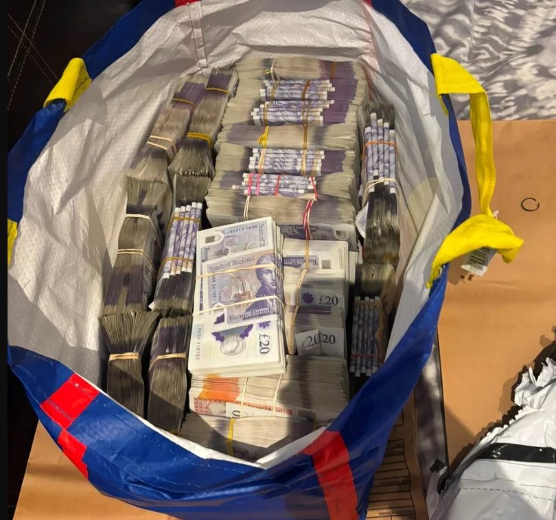 Millions Hidden in Lidl Shopping Bags: The Police Discovery That Raised Questions Across Britain and Ireland